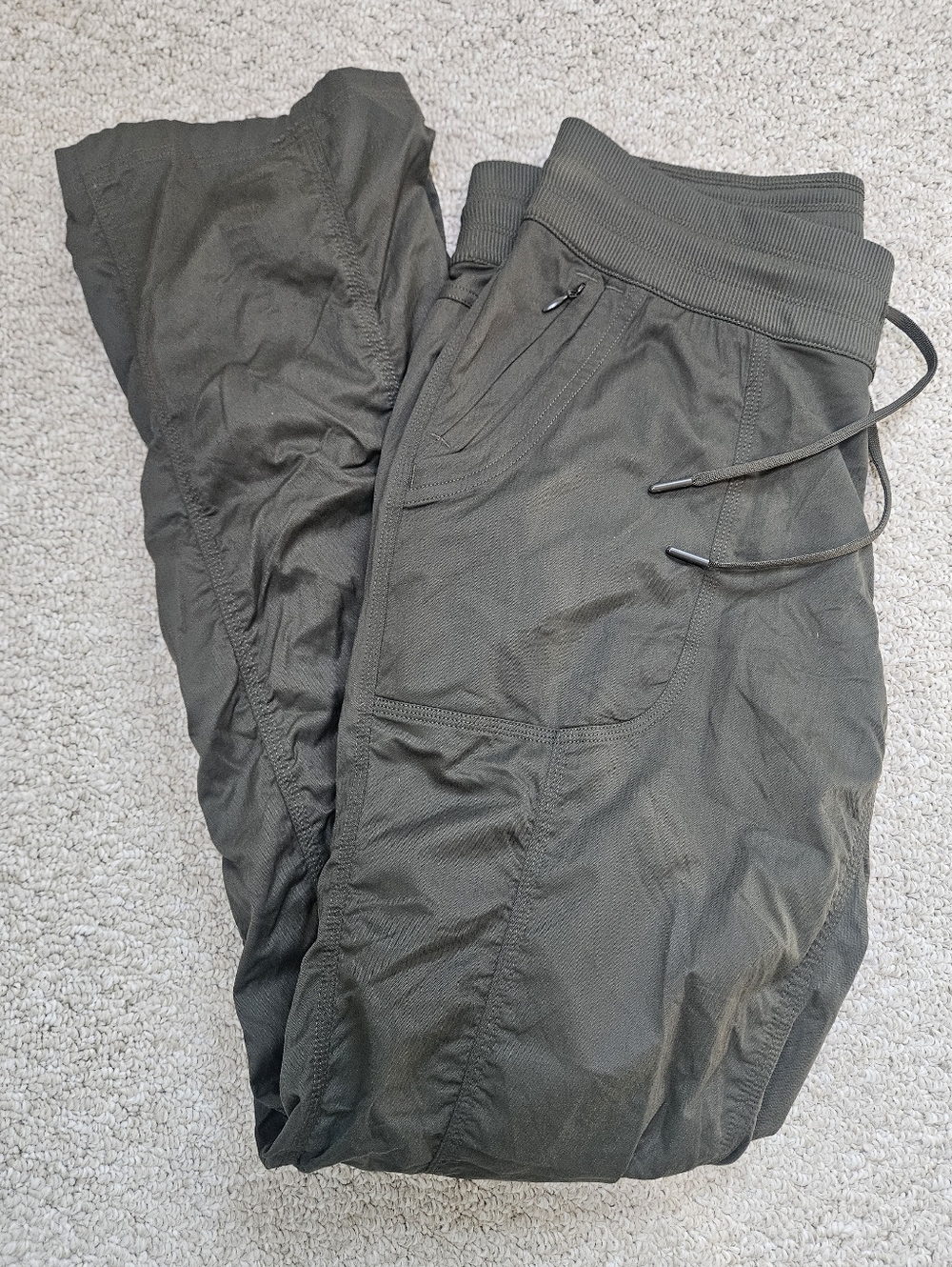 North Face Olive Green Nylon Pull On Straight Slim Lightweight Outdoor Pants LG
